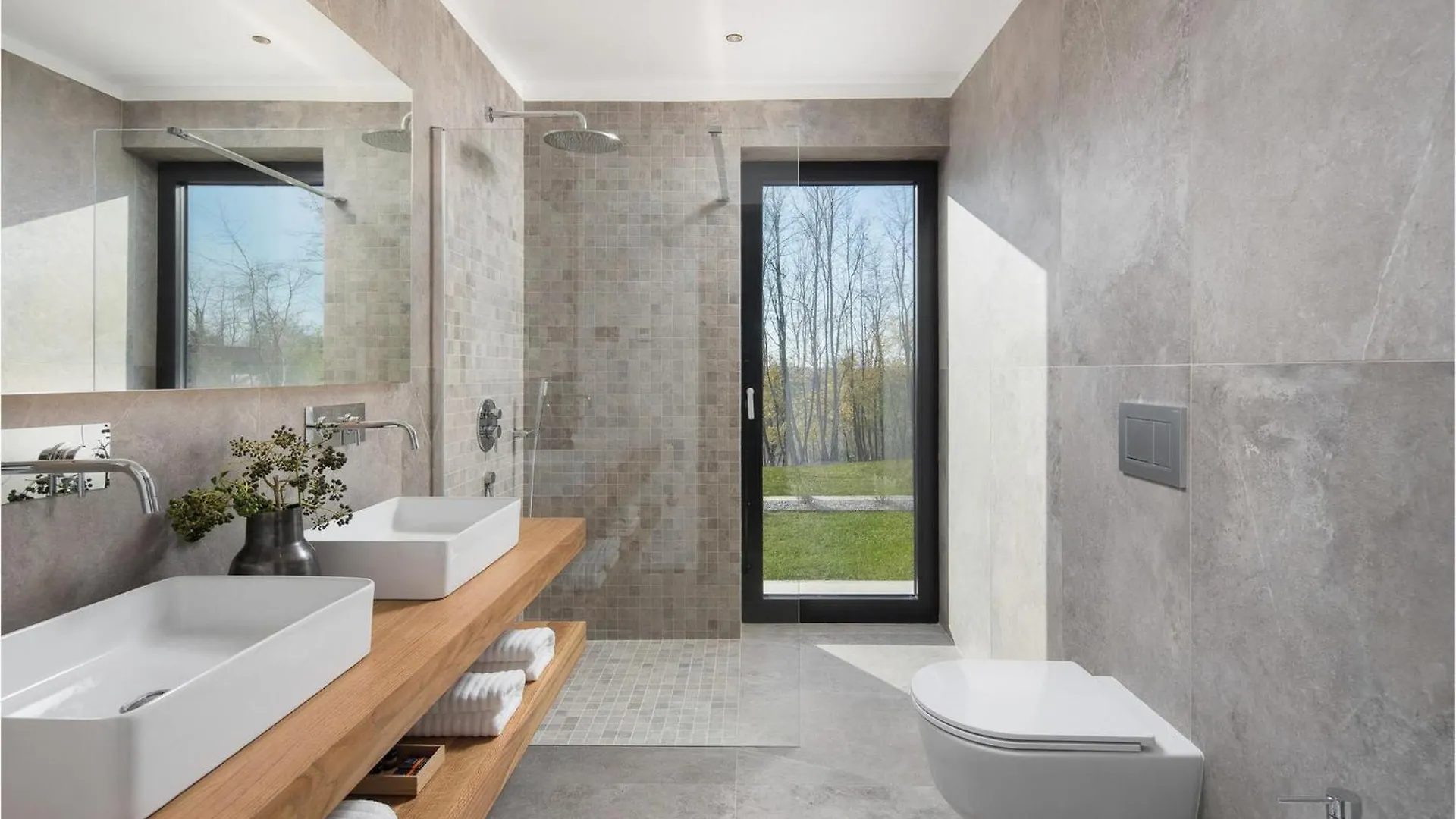 Villa Ulmus Karojba بيت للعطل